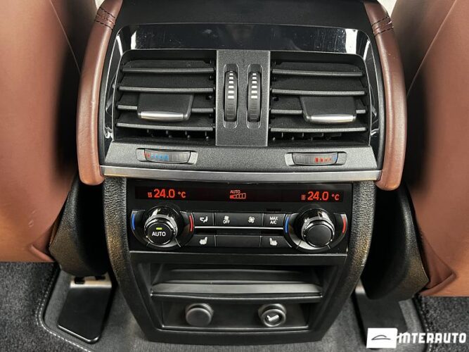 BMW X5 5.0i 53 interauto-car