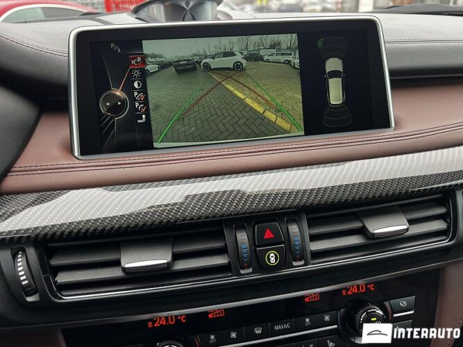 BMW X5 5.0i 45 interauto-car