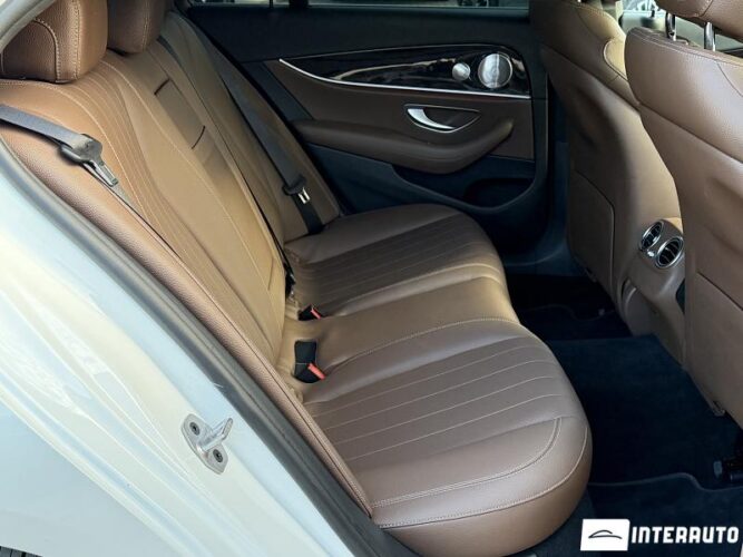 Mercedes E 350 52 interauto-car