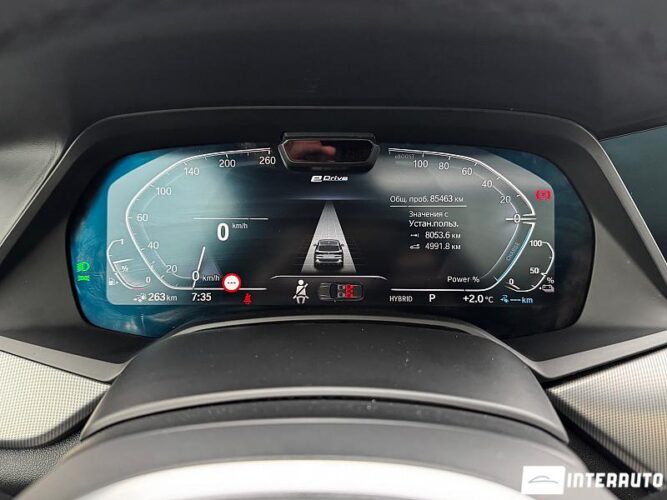 BMW X5 4.5e 46 interauto-car