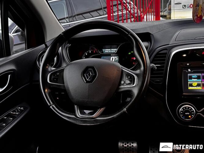 Renault Captur 37 interauto-car