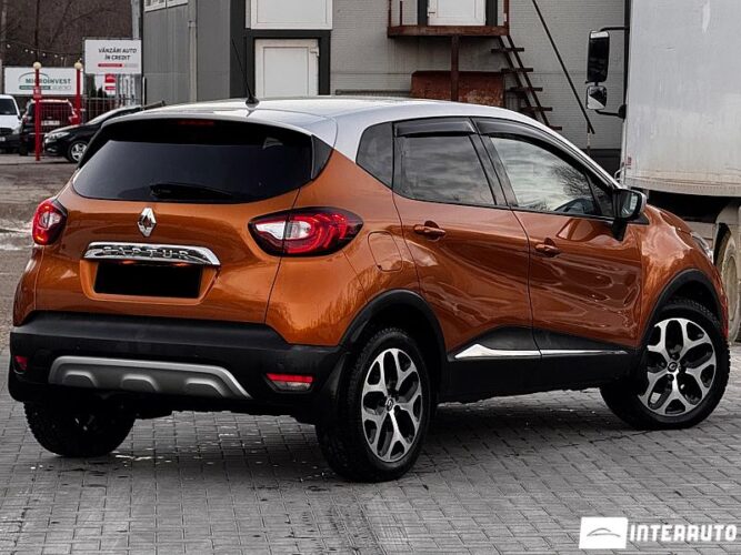 Renault Captur 32 interauto-car