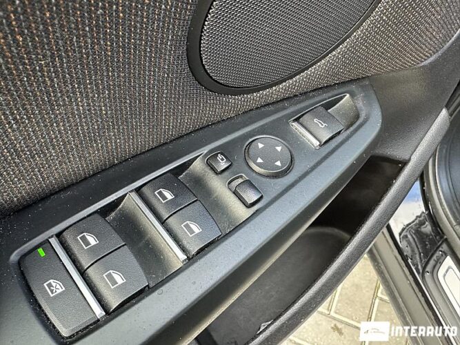 BMW X3 2.0D 50 interauto-car