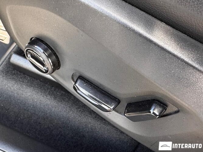 Volvo XC 60 50 interauto-car