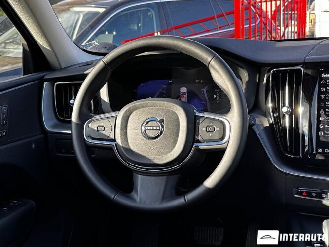 Volvo XC 60 44 interauto-car