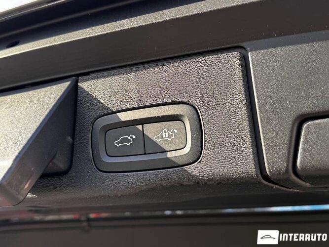 Volvo XC 60 57 interauto-car