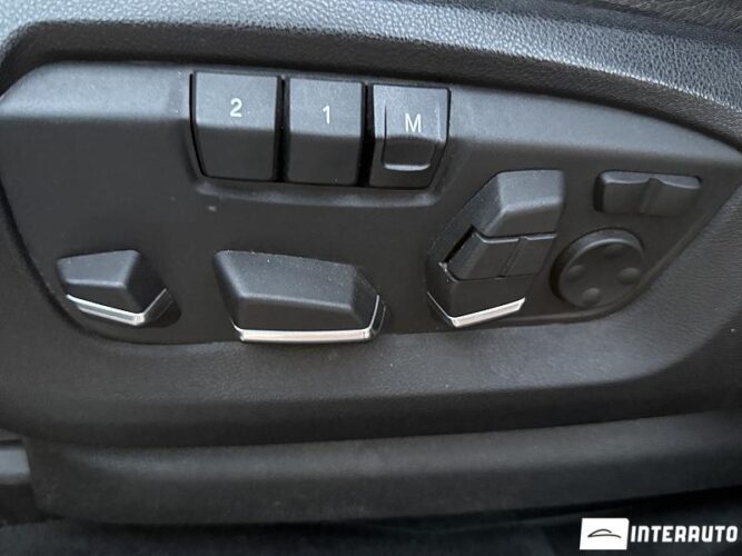 BMW X5 M5.0D 52 interauto-car