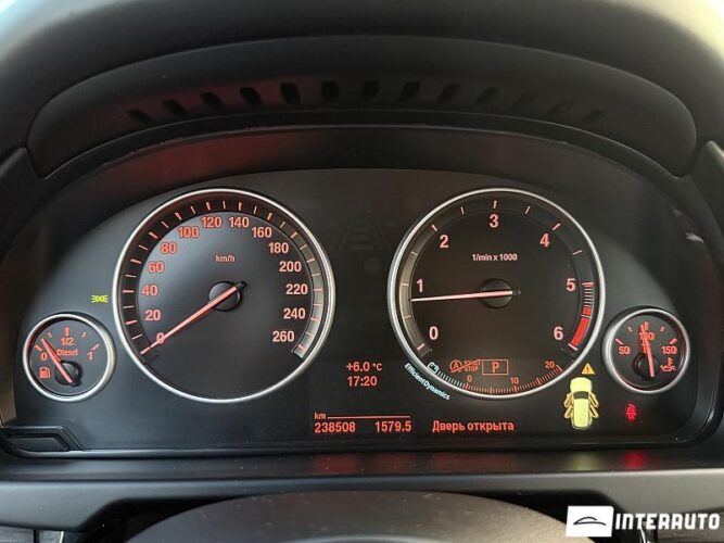 BMW X5 M5.0D 40 interauto-car