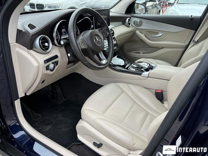 Mercedes GLC 220d 38 interauto-car