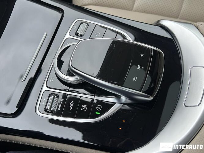 Mercedes GLC 220d 50 interauto-car