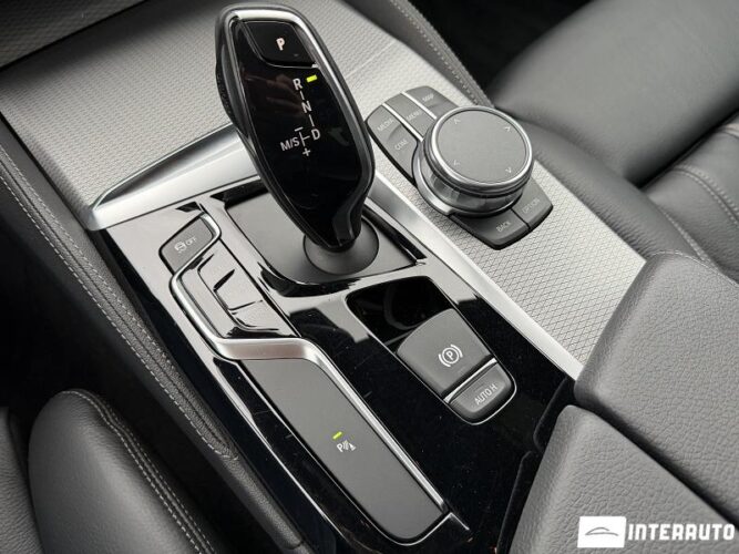 BMW 520 48 interauto-car