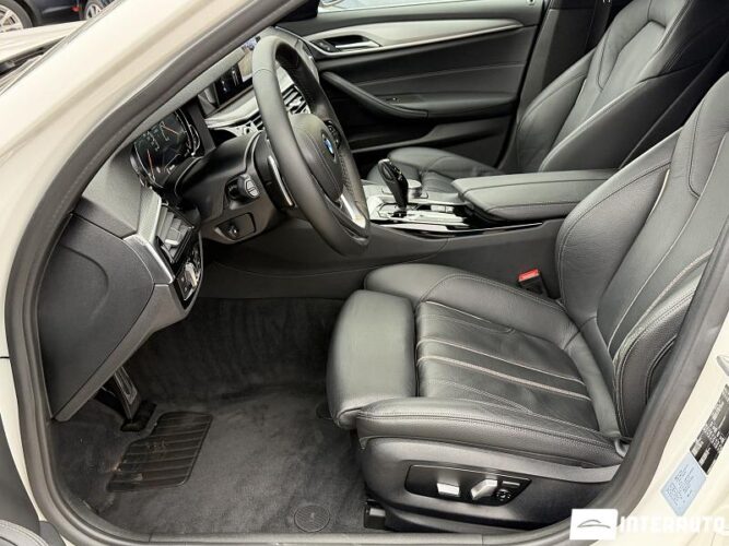 BMW 520 42 interauto-car