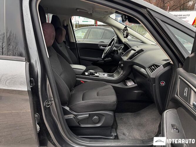 Ford S-Max 36 interauto-car