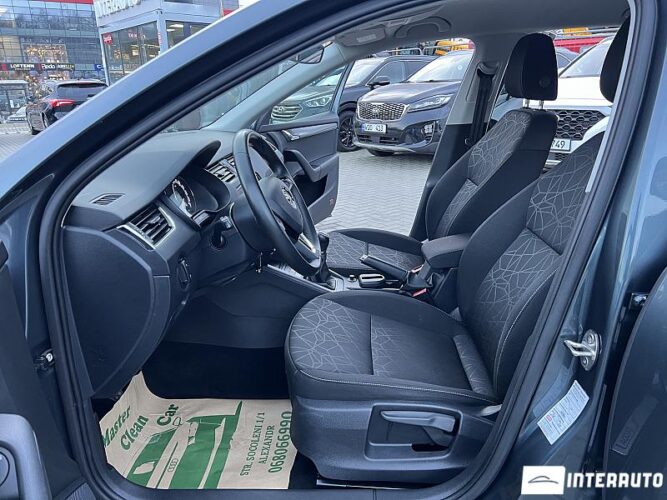 Skoda Octavia 34 interauto-car