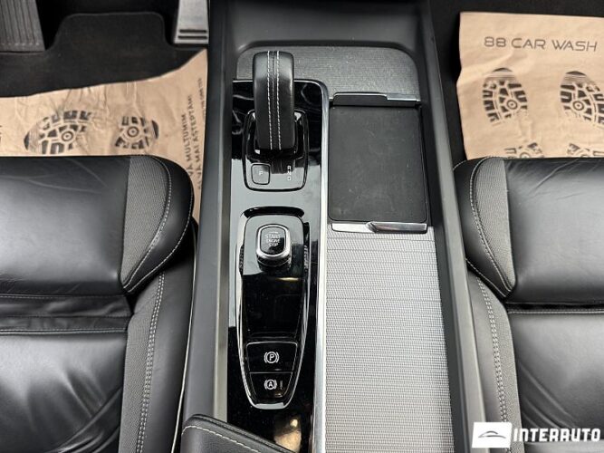 Volvo XC 60 44 interauto-car