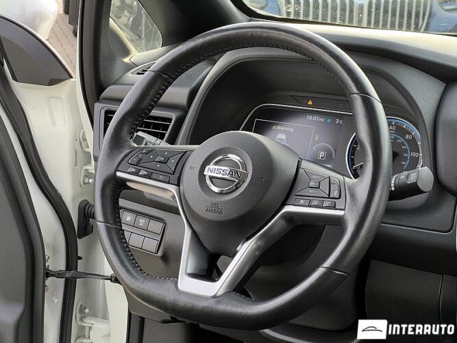 Nissan Leaf 37 interauto-car