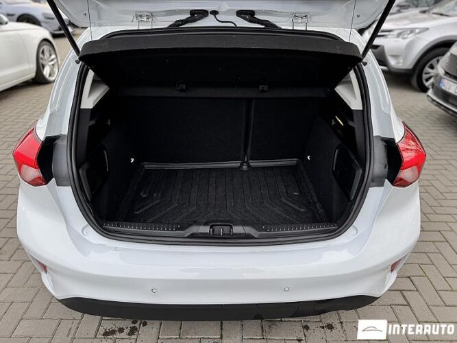 Ford Focus 36 interauto-car