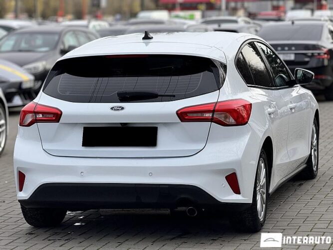 Ford Focus 35 interauto-car