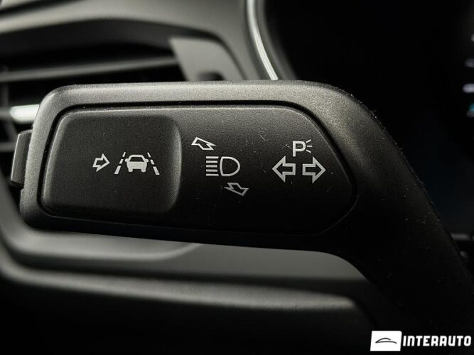 Ford Focus 44 interauto-car