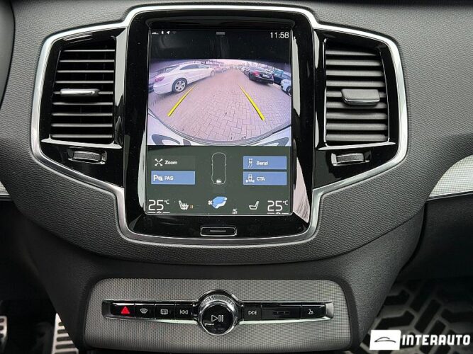 Volvo XC 90 43 interauto-car