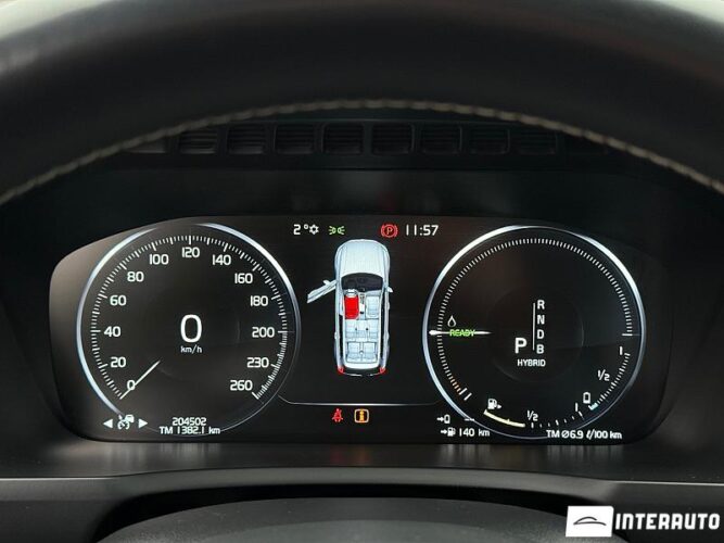 Volvo XC 90 41 interauto-car