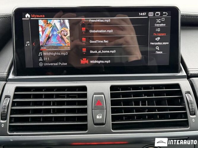 BMW X6 3.5D 47 interauto-car