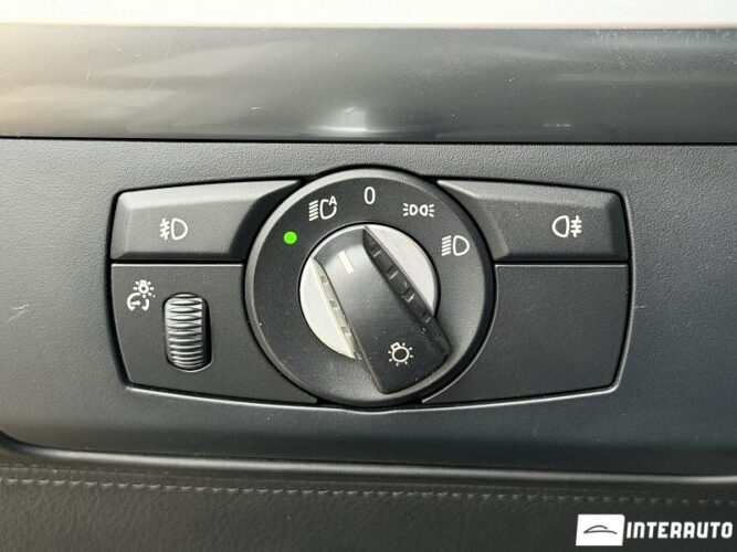 BMW X6 3.5D 42 interauto-car