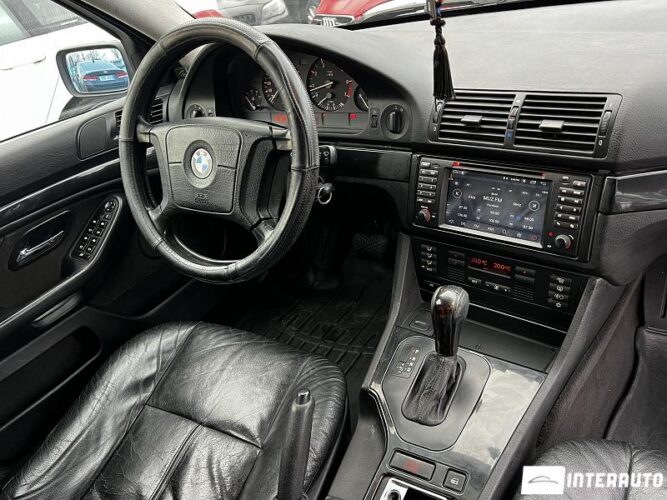 BMW 520 36 interauto-car