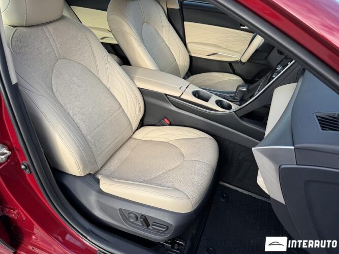 Toyota Avalon 49 interauto-car