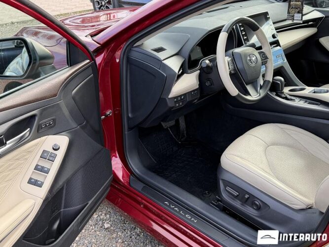 Toyota Avalon 39 interauto-car
