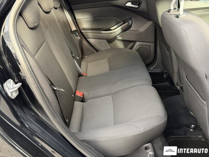 Ford Focus 45 interauto-car