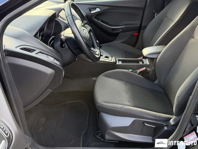 Ford Focus 36 interauto-car