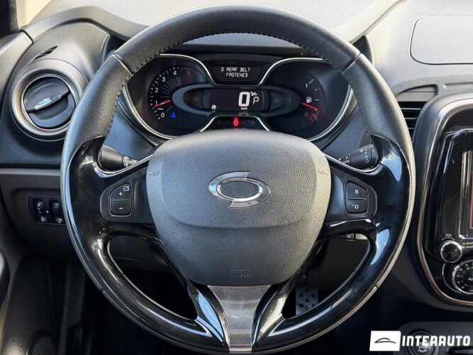 Renault Captur 38 interauto-car