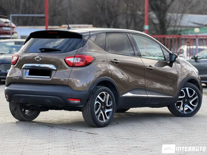 Renault Captur 32 interauto-car