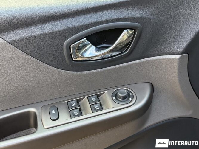 Renault Captur 35 interauto-car