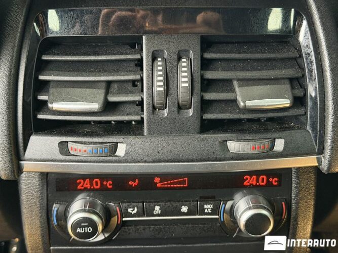 BMW X6 3.5i 49 interauto-car
