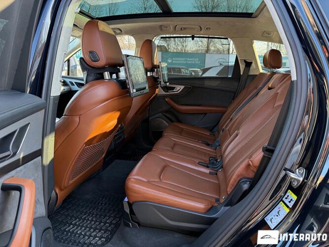 Audi Q7 E-Tron 49 interauto-car