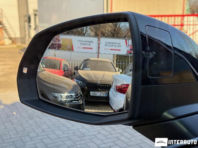 Audi Q7 E-Tron 53 interauto-car