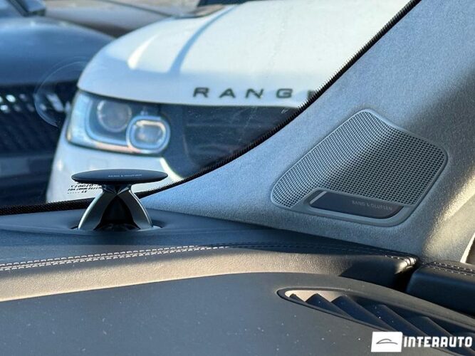 Audi Q7 E-Tron 42 interauto-car