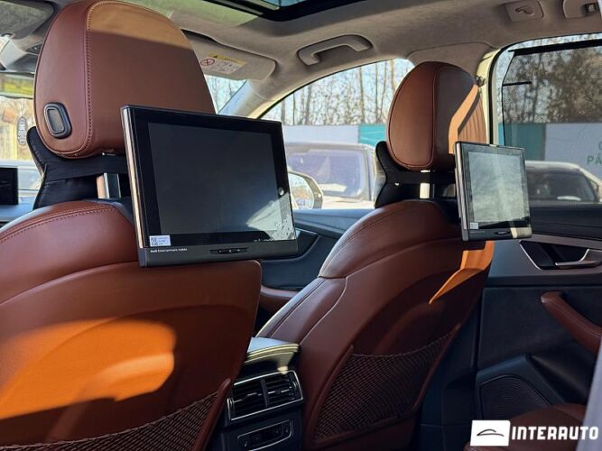 Audi Q7 E-Tron 48 interauto-car