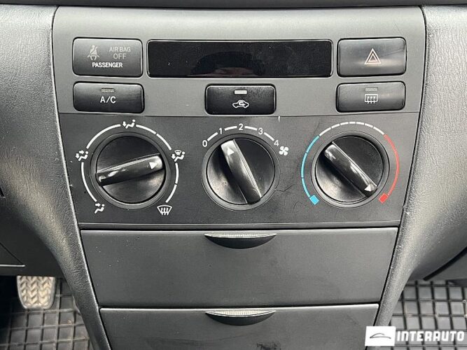 Toyota Corolla 37 interauto-car