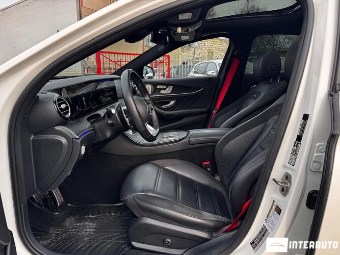 Mercedes E 53 AMG 40 interauto-car