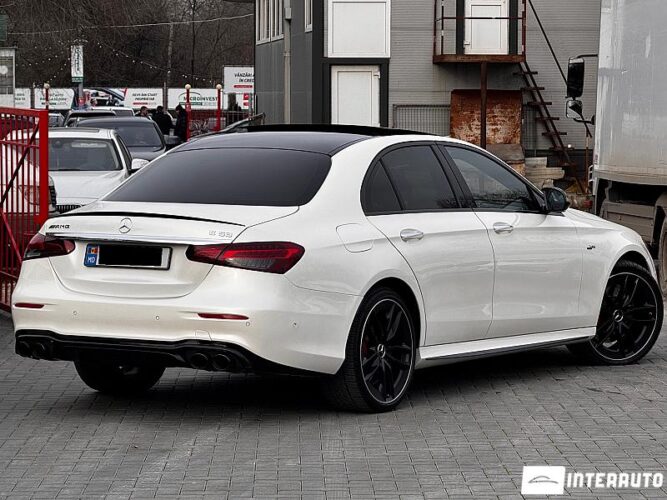 Mercedes E 53 AMG 38 interauto-car
