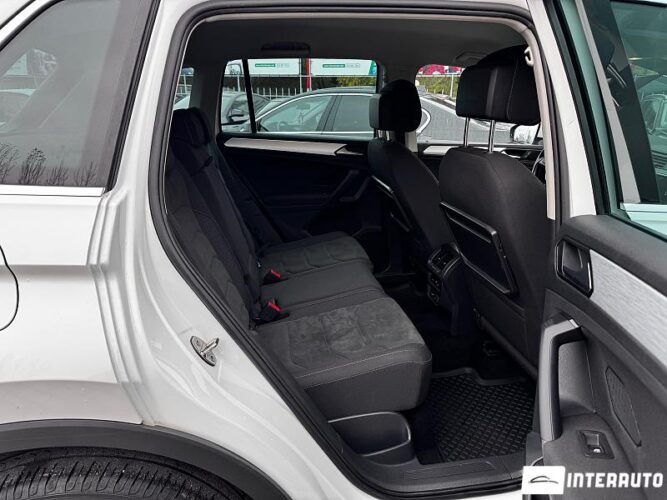 Volkswagen Tiguan 52 interauto-car