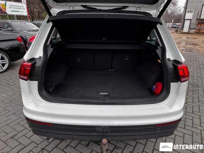 Volkswagen Tiguan 54 interauto-car
