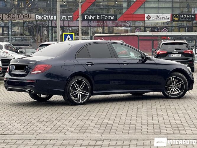 Mercedes E 220 36 interauto-car