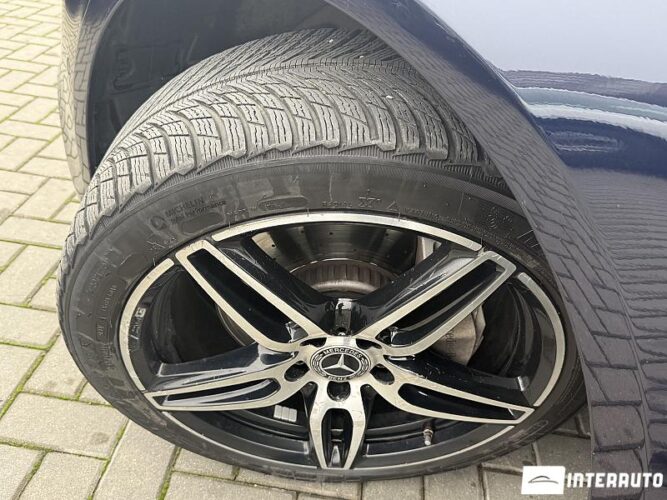 Mercedes E 220 49 interauto-car