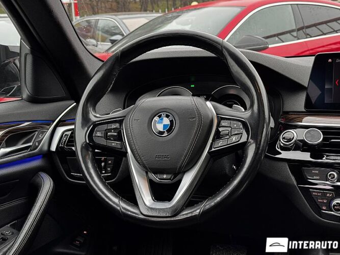 BMW 530e 40 interauto-car