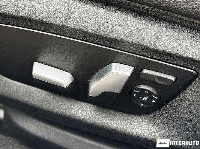 BMW 530e 45 interauto-car