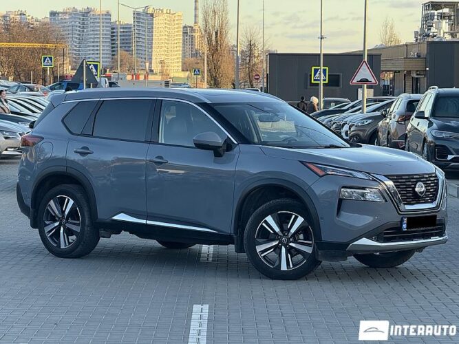 Nissan Rogue 38 interauto-car